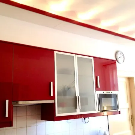 Flora Apartment